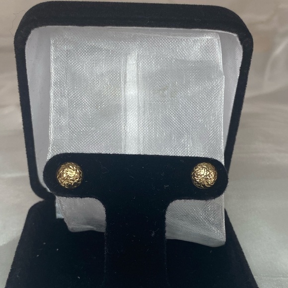 14K YELLOW GOLD etched dome studs dormelonas REAL GOLD - Picture 4 of 11